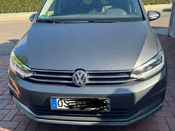 Grau Gebraucht 2017 VW Touran Highline Van / Kleinbus | 20.100 € (Guter Preis)