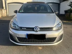 Silber Gebraucht 2016 VW Golf VII Sport Limousine | 14.500 € (Guter Preis)