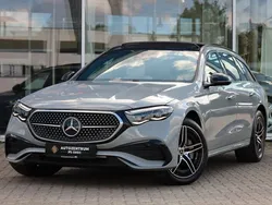 Grau Gebraucht 2024 Mercedes E450 AMG Line Premium Limousine | 79.997 €