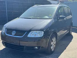 Deep black perleffekt Gebraucht 2006 VW Touran Highline Van / Kleinbus | 1.699 € (Fairer Preis)