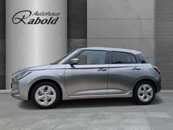 Premium silber Neu 2025 Suzuki Swift Comfort Limousine | 20.990 €