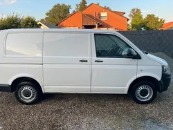 Weiß Gebraucht 2012 VW T5 Van | 8.250 €