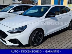 Tkg shadow grey Gebraucht 2024 Hyundai i30 N Line Limousine | 26.450 € (Guter Preis)