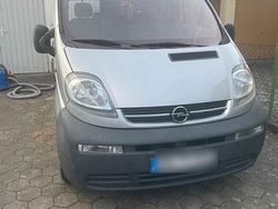 Silber Gebraucht 2004 Opel Vivaro Van | 2.500 €