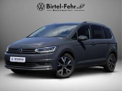 Grau Gebraucht 2020 VW Touran Highline Van / Kleinbus | 26.990 € (Fairer Preis)