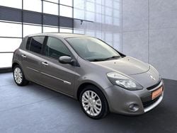 Grau Gebraucht 2011 Renault Clio III Dynamique Limousine | 2.950 € (Fairer Preis)