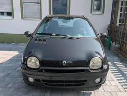 Schwarz Gebraucht 2004 Renault Twingo Kleinwagen | 1.300 € (Fairer Preis)