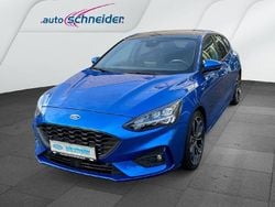 Blau Gebraucht 2018 Ford Focus ST-Line Limousine | 14.590 € (Guter Preis)