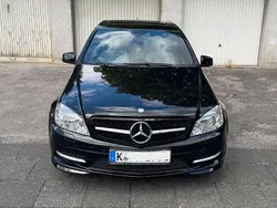 Schwarz Gebraucht 2010 Mercedes C200 AMG Limousine | 10.900 € (Fairer Preis)
