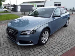Blau Gebraucht 2009 Audi A4 Attraction Limousine | 11.999 €