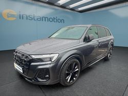 Grau Gebraucht 2024 Audi Q7 SUV | 73.699 € (Teuer)