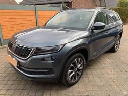 Grau Gebraucht 2021 Skoda Kodiaq Drive SUV | 21.787 € (Guter Preis)