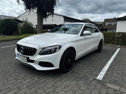 Weiß Gebraucht 2014 Mercedes C200 AMG Limousine | 16.790 € (Fairer Preis)