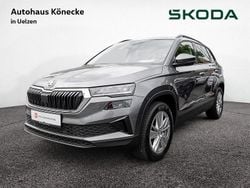 Grau Gebraucht 2024 Skoda Karoq Drive SUV | 31.420 € (Guter Preis)