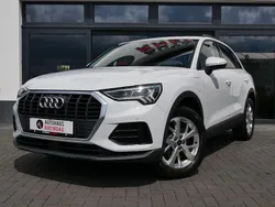 Weiß Gebraucht 2021 Audi Q3 Ambiente SUV | 27.600 € (Guter Preis)