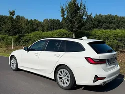 Weiß Gebraucht 2021 BMW 318 Advantage Kombi | 25.000 € (Guter Preis)