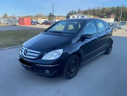 Schwarz Gebraucht 2006 Mercedes B200 Van / Kleinbus | 750 € (Etwas zu teuer)