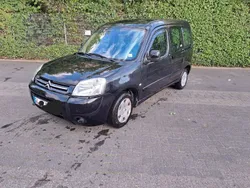 Schwarz Gebraucht 2008 Citroën Berlingo Van / Kleinbus | 2.500 €