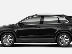 Blackmagic perleffekt Neu 2025 Skoda Karoq Selection SUV | 33.214 € (Guter Preis)