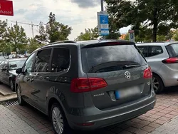 Grau Gebraucht 2015 VW Sharan Van / Kleinbus | 12.500 € (Guter Preis)