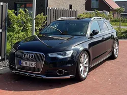 Schwarz Gebraucht 2012 Audi A6 Allroad Comfort Kombi | 25.000 € (Teuer)