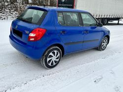 Blau Gebraucht 2008 Skoda Fabia Kleinwagen | 1.500 € (Fairer Preis)