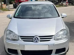 Silber Gebraucht 2005 VW Golf V Kleinwagen | 3.000 € (Fairer Preis)