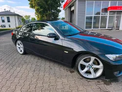 Schwarz Gebraucht 2007 BMW 330 Coupé | 7.690 € (Guter Preis)