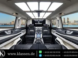 Schwarz Neu 2024 Mercedes V300 Exclusive Van / Kleinbus | 220.150 €
