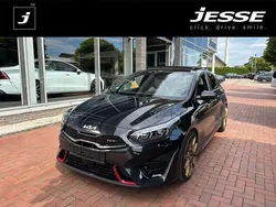 (1k) zilinaschwarz met. Gebraucht 2023 Kia Ceed GT Limousine | 26.990 € (Etwas zu teuer)