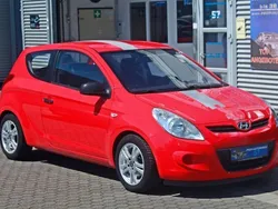 Rot Gebraucht 2009 Hyundai i20 Classic Limousine | 3.399 € (Etwas zu teuer)