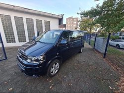 Blau Gebraucht 2013 VW Caravelle Van / Kleinbus | 22.000 €