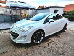 Weiß Gebraucht 2011 Peugeot 308 CC Cabrio | 6.249 € (Fairer Preis)