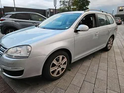 Silber Gebraucht 2009 VW Golf VI Comfortline Kombi | 3.995 € (Fairer Preis)