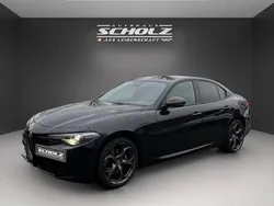 Schwarz Gebraucht 2022 Alfa Romeo Giulia Estrema Limousine | 39.490 € (Etwas zu teuer)