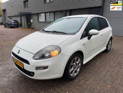Weiß Gebraucht 2014 Fiat Punto Evo Lounge Kleinwagen | 2.900 € (Guter Preis)