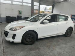 Weiß Gebraucht 2012 Mazda 3 Edition Limousine | 7.300 € (Fairer Preis)