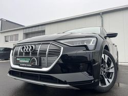 Mythosschwarz Gebraucht 2022 Audi e-tron Advanced Plus SUV | 29.860 € (Guter Preis)