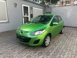 Grün Gebraucht 2011 Mazda 2 Inclusive Kleinwagen | 4.499 € (Fairer Preis)