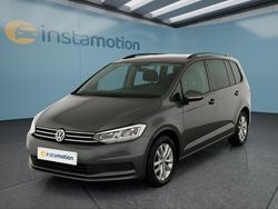Grau Gebraucht 2019 VW Touran Van / Kleinbus | 22.599 € (Fairer Preis)