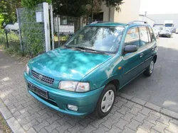 Grün Gebraucht 1998 Mazda Demio Limousine | 1.450 €