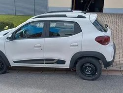 Weiß Gebraucht 2022 Dacia Spring Essentiel Kleinwagen | 10.200 € (Fairer Preis)
