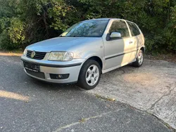 Silber Gebraucht 2000 VW Polo Kleinwagen | 1.399 € (Fairer Preis)