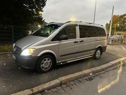 Grau Gebraucht 2012 Mercedes Vito Van / Kleinbus | 10.000 €