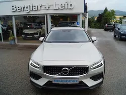 Gebraucht 2022 Volvo V60 CC Kombi | 33.990 € (Fairer Preis)
