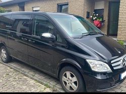 Schwarz Gebraucht 2011 Mercedes Viano Edition Van / Kleinbus | 14.200 € (Fairer Preis)