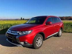 Rot Gebraucht 2016 Mitsubishi Outlander SUV | 13.900 € (Superpreis)