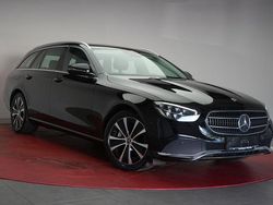 Schwarz Gebraucht 2022 Mercedes E300 Avantgarde Limousine | 27.990 € (Superpreis)