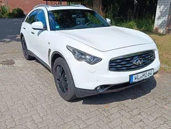 Weiß Gebraucht 2011 Infiniti Fx30 Premium SUV | 12.900 € (Fairer Preis)