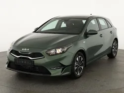 Experience grün metallic Neu 2025 Kia Ceed | 21.495 € (Guter Preis)
